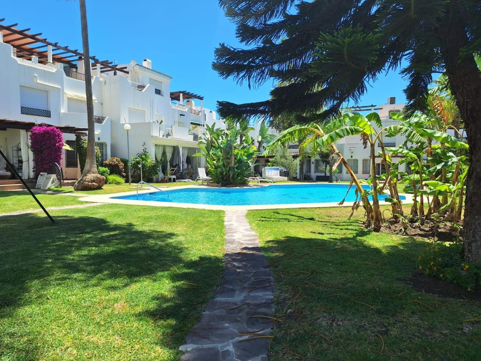Sea Village Puerto Banus Golf *