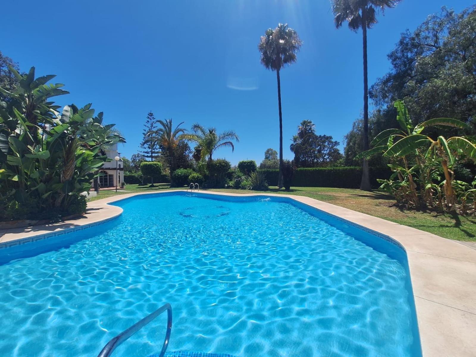 Sea Village Puerto Banus Golf Apartment Marbella