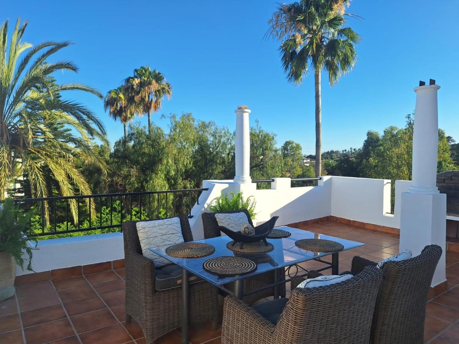 Sea Village Puerto Banus Golf *